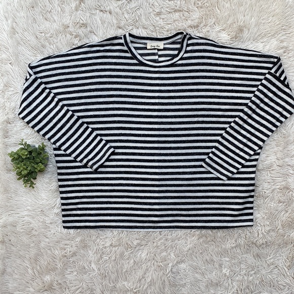 Spring Haze Hacci Dolman Striped Top 💗 White & Black - Picture 3 of 12